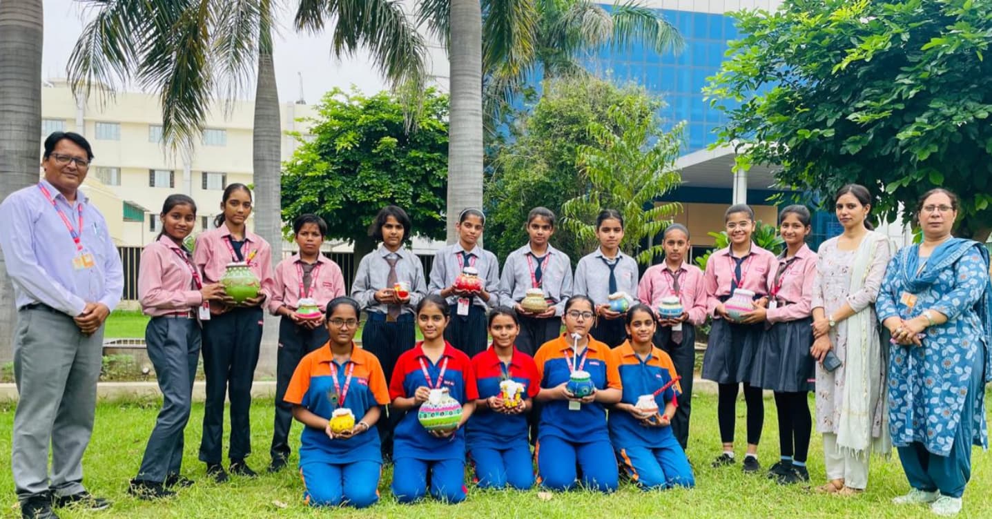 Matki Decoration Competition