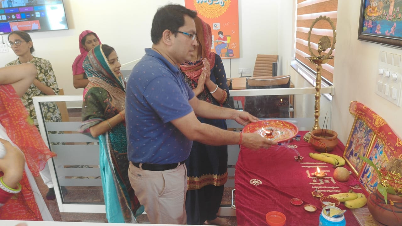 Welcoming Divine Blessings